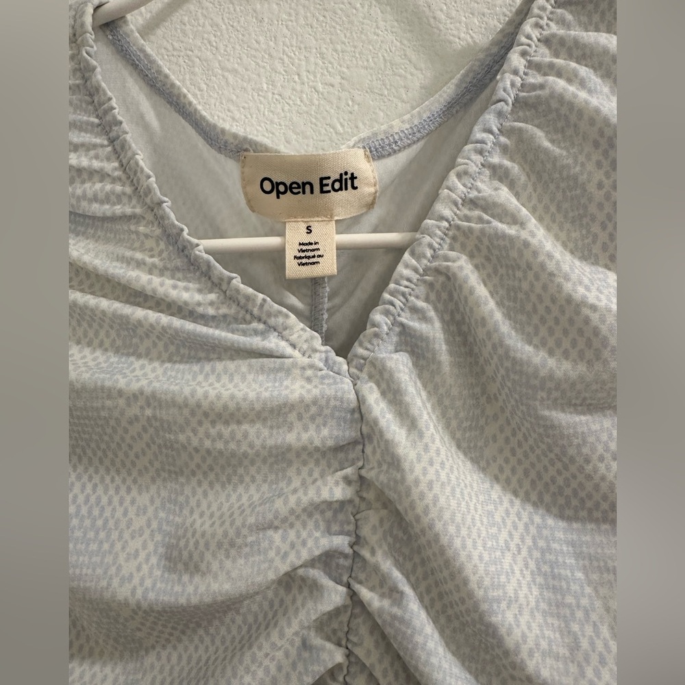 Open Edit Ruched sleeveless top - Picture 4 of 7